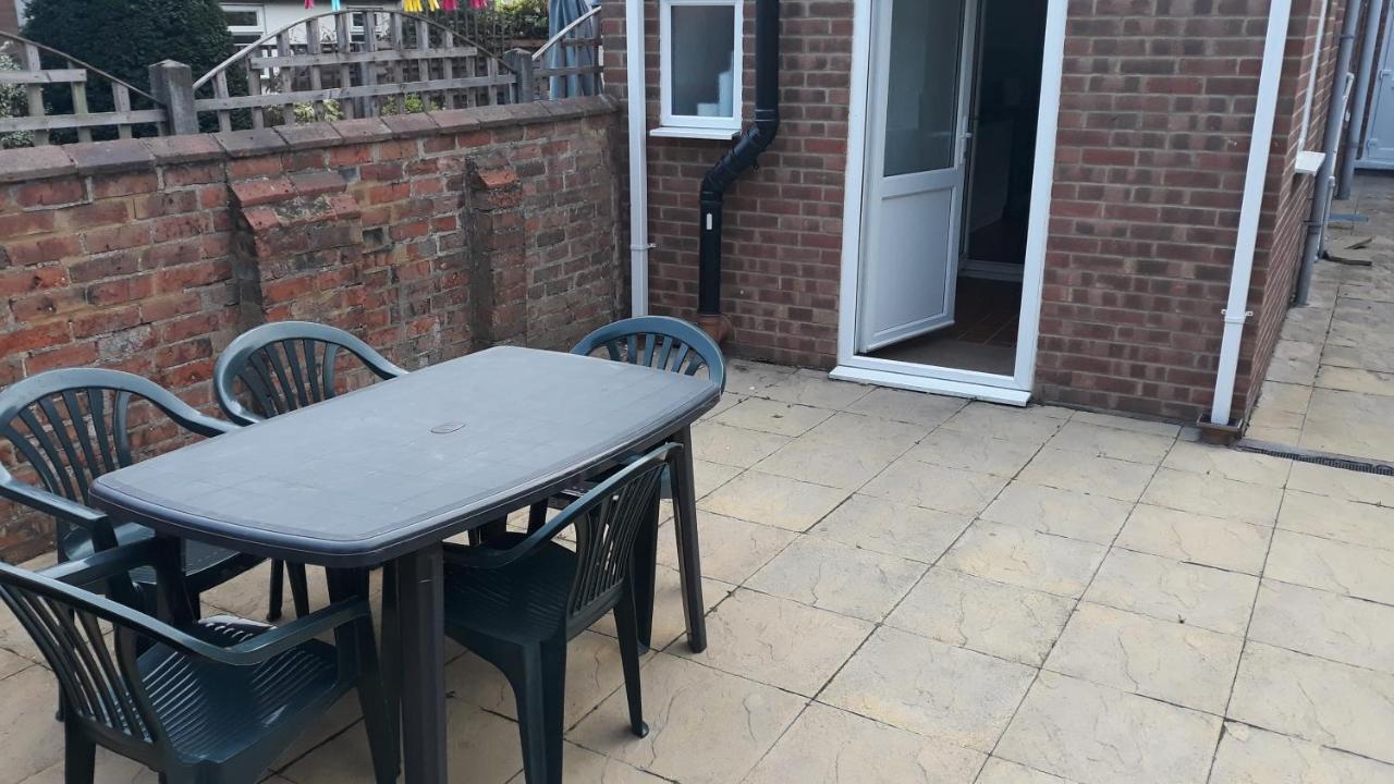 Castle Quarter 2 Bedford Ngoại thất bức ảnh